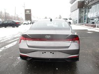 2023 Hyundai Elantra Preferred IVT