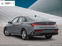 2025 Hyundai Elantra Essential IVT