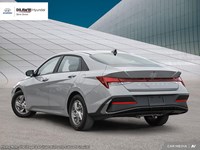 2025 Hyundai Elantra Essential IVT