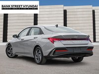 2024 Hyundai Elantra Luxury IVT