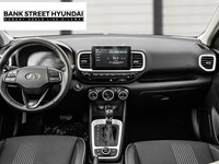 2025 Hyundai Venue Ultimate IVT w/Denim Interior