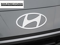 2024 Hyundai Elantra Luxury IVT