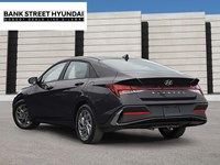 2025 Hyundai Elantra Preferred IVT