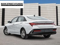 2025 Hyundai Elantra Essential IVT