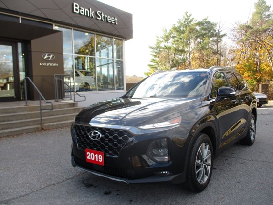 2019 Hyundai Santa Fe Preferred 2.0 w/Dark Chrome Accents (A8)