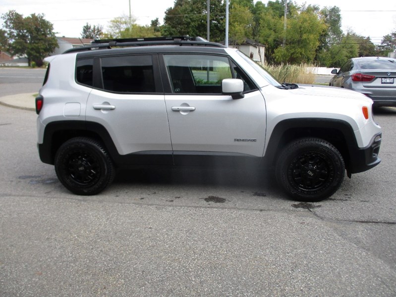 2015 Jeep Renegade 4WD 4dr North