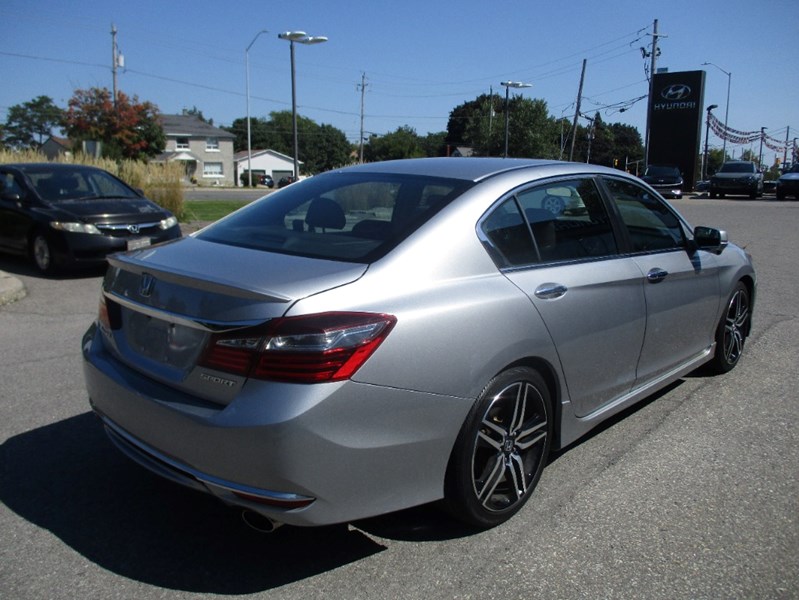 2017 Honda Accord 4dr I4 CVT Sport