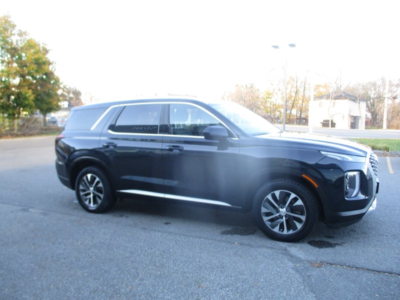 2022 Hyundai Palisade Essential 8-Passenger AWD