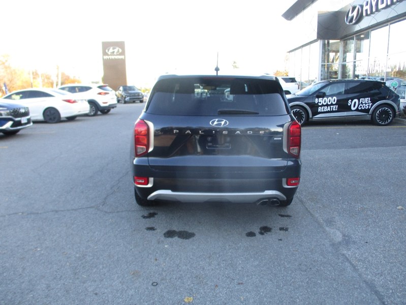 2022 Hyundai Palisade Essential 8-Passenger AWD