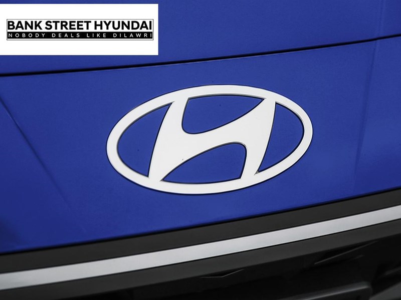 2025 Hyundai Elantra Preferred IVT