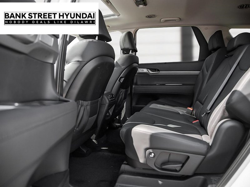 2025 Hyundai Palisade Urban 8-Passenger AWD